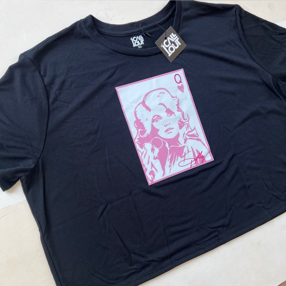 Dolly Parton T-Shirt Cropped Pink Queen of Hearts Nashville Black XL So Soft NEW - Picture 7 of 10